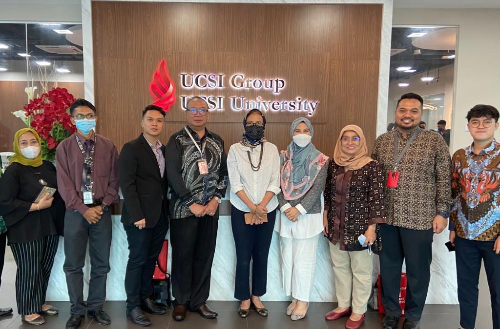 Summit Preparation, WUACD Universitas Airlangga Visited Several Malaysian Universities